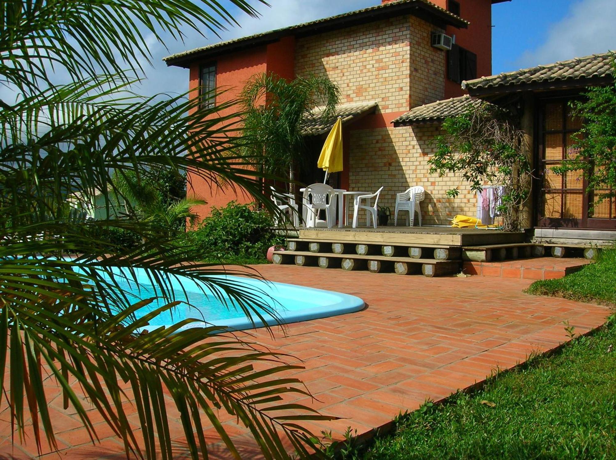Estalagem Capitao Gancho Hotell Praia do Rosa Exteriör bild